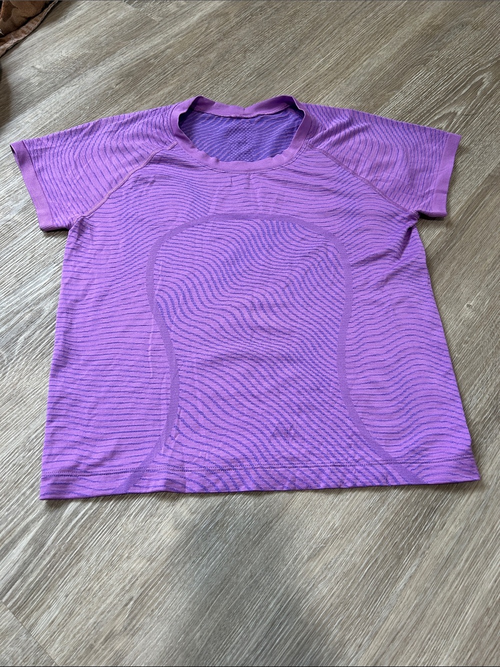 Lululemon T-Shirt